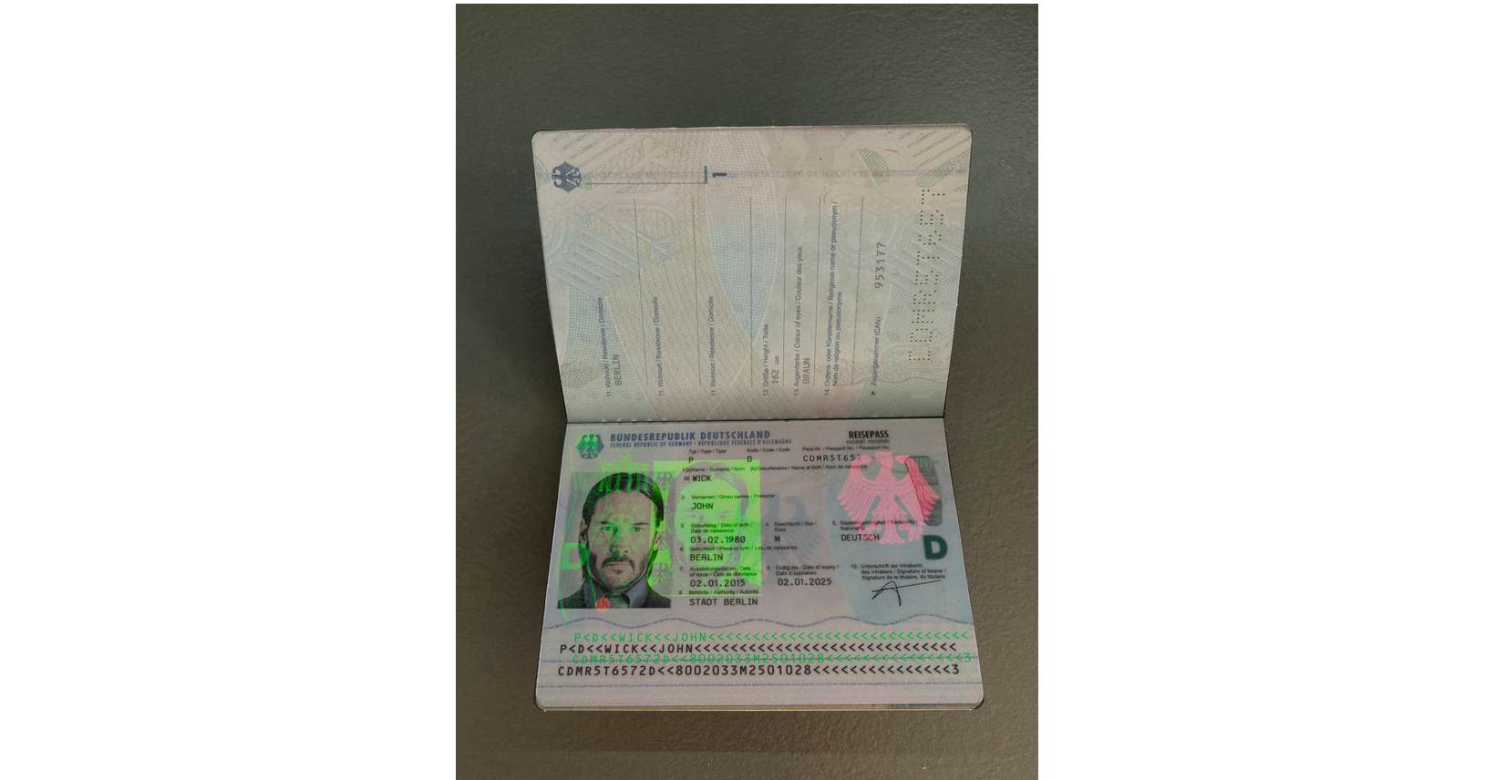 米国の運転免許証生成時の追加フィールド